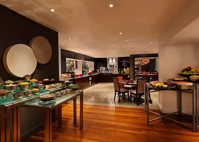 Pullman Auckland Hotel & Apartments